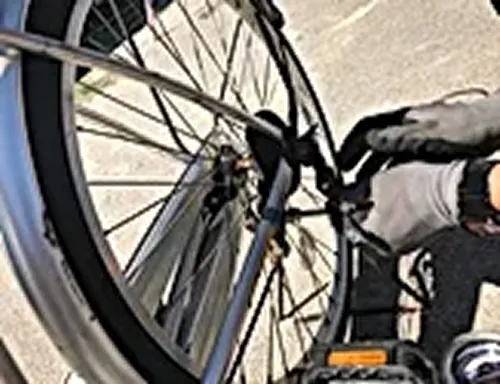 チューブにパッチ修理が完了している状態